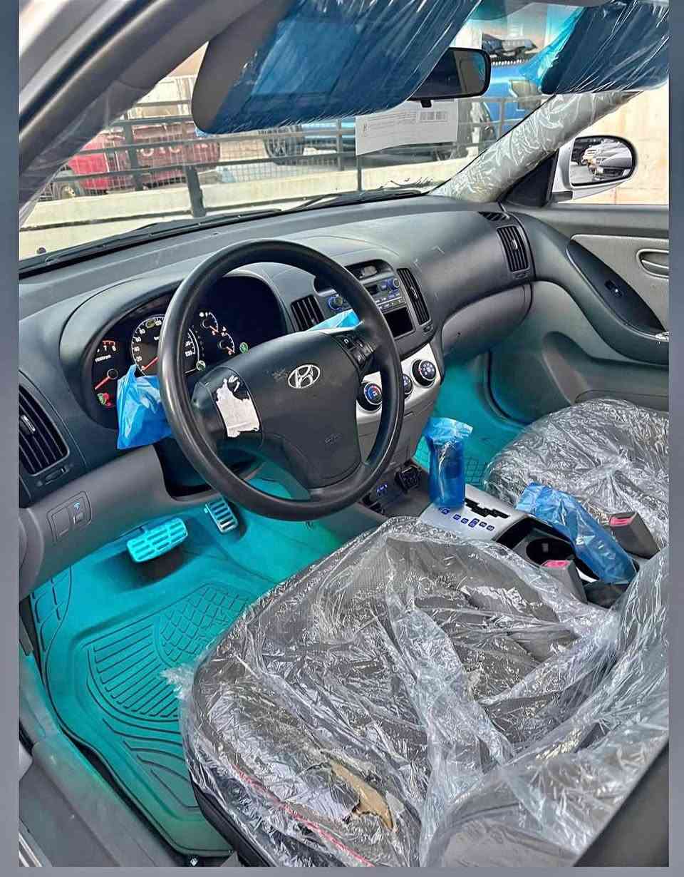 خوار هةمو بازار📦📦٢٠٠٧ي كوددار سةقفو كةڤةرو سةرة دةبل بةشةرت دةعمو ليدراوي بةشةرت   گيرو مةكينة بةشةرت 
تةبريدي بةشةرت
 كامل مةسروفة 
*********** فايبةر
***********واتساب كويسينجاك, أربيل

نص مكتوب في الصور:
- سه قفو كه فه رو كود به شه رت