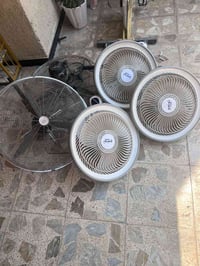 البيع شلع شغلات السعر 200الف 07705360719بغداد