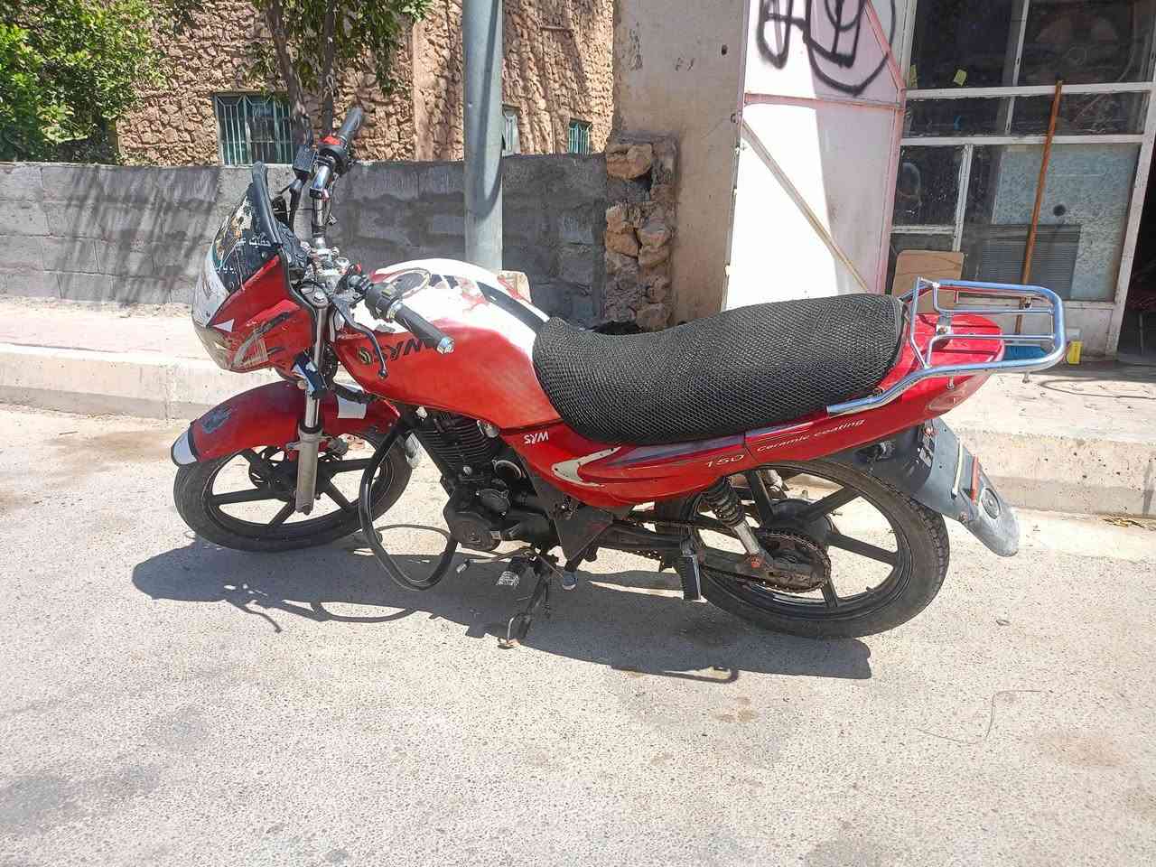 سايم موديل 14 مجفت جديد شغال
السعر 450 وبي مجال 
***********
