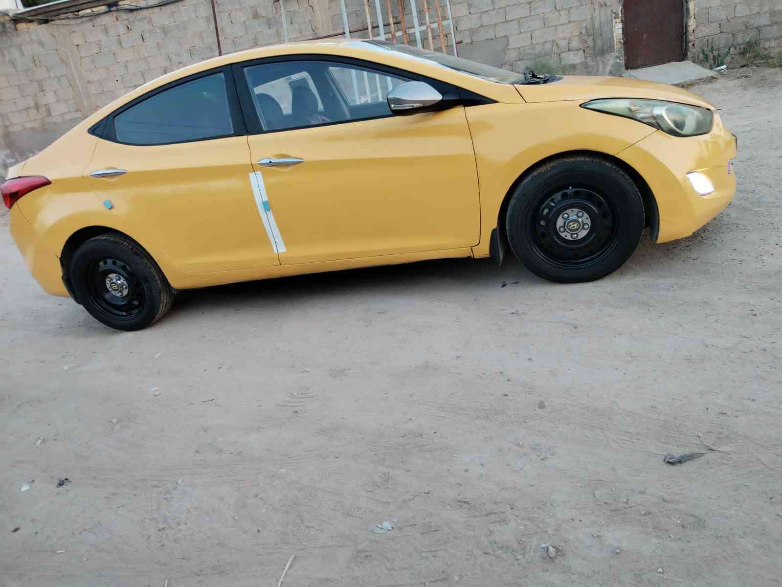 هونداي ألنترأ مديل 2012 وارد خليجي مكينه 1600مكفوله من الحادث والضربه والتبديل مصفره هيئه وغرامات رقم وسنويه جديد تحويل مباشر السياره جاهزه كل نقص مابيهه السعر77 مكان السياره كربلاء غير متواجد على الفيس الاستفسار ***********
