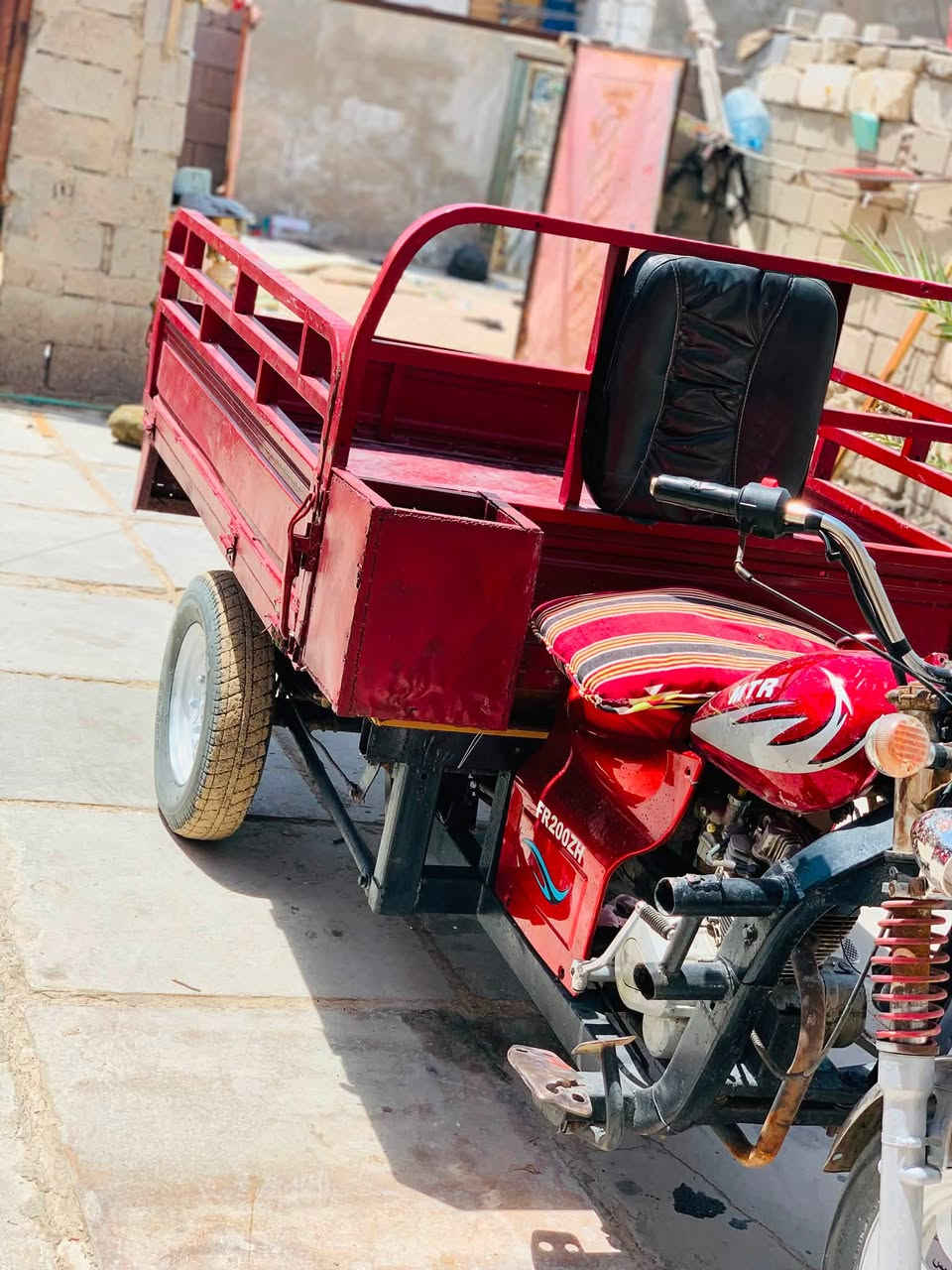 سلام عليكم ستوته للبيع بدي حلو لاخياس لا زنجار شاصي كفاله من زلق كهربائيات كلها شغاله اكسن لطش مكينه حلوه للاتنقيص لاتبخييرر رايدها ٧٥٠وبيهاا مجال بصره هارثه قرب سيد سامي رقمي/***********
