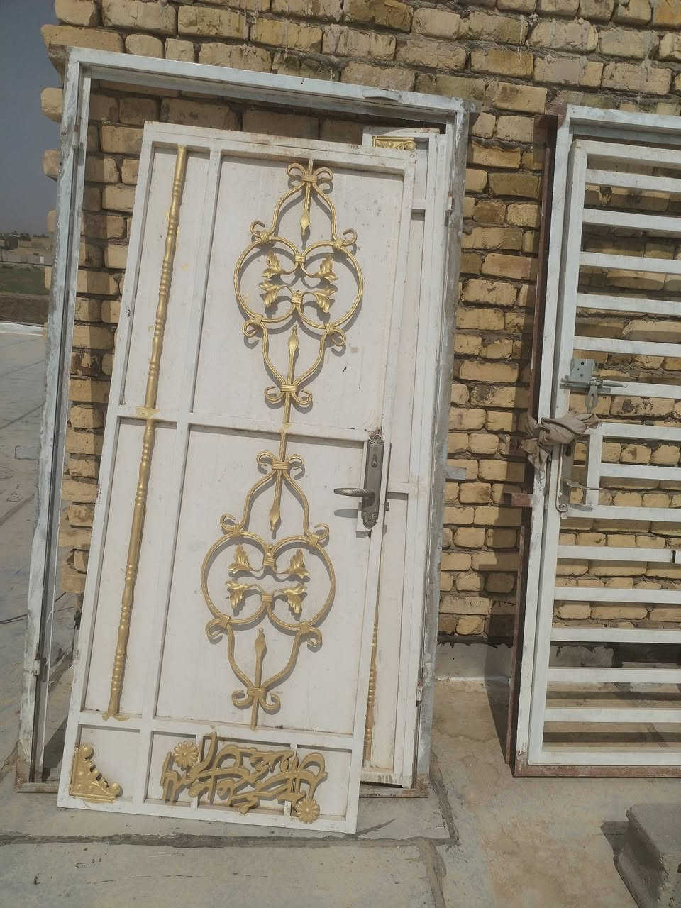 ١بيبان للبيع تسكام  نضيفات العنوان الرميثه حي عبد العباس ***********
