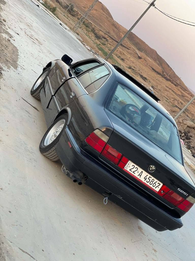 🚘 فڕۆشتنی خێرا — نرخ لە خوار بازاڕە
BMW 525
🔹 گێری عادی
🔹 مەکینە 2.0
🔹 مەکینە 20 کەپس
🔹 ژمارەی هەولێر، تازە تا ساڵی 2030
🔹 بە مەرجی تەحویل و غرامە
🔹 سەقف سلاید ئۆتۆماتیک
🔹 پێش و پشتی کەپس
🔹 تەنها لای شۆفێر لێدانێکی بچووک هەیە، بەبێ ناوگرتن
🔹 سبووخ عام بۆ جوانی، تەنها پەمپ
🔹 سیارەکە زۆر پاکە و بێ مەسرەفە
🔹 تەقە و ڕەقەی بەش نییە، بە مەرج
📞 ژ.م: *********** 📱 ***********
🚘 للبيع السريع — السعر أقل من السوق
BMW 525 🔹 قير عادي
🔹 مكينة 2.0
🔹 المكينة 20 كبس
🔹 رقم أربيل، جديد لغاية 2030
🔹 بشرط التحويل والغرامات
🔹 سقف سلايد أوتوماتيك
🔹 صبغ أمامي وخلفي
🔹 فقط جهة السائق بيها ضربة بسيطة، بدون تبديل
🔹 صبوغ عام للتجميل، فقط البمب
🔹 السيارة نظيفة جداً وقليلة المصرف
🔹 لا توجد طقات أو رگعات، حسب الشرط
📞 للاتصال: ***********
📱 *********** كركوك, العراق
