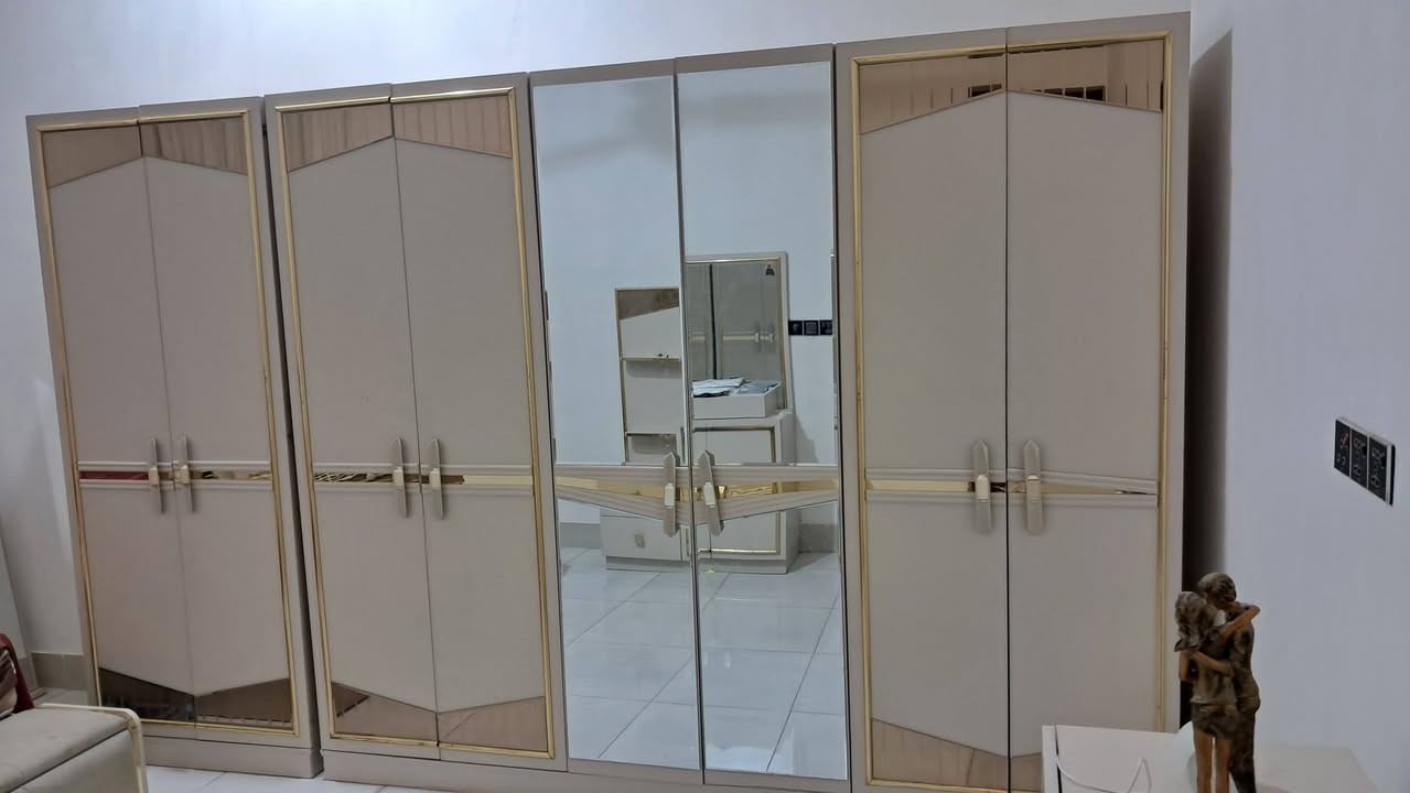غرفه للبيع تركي كلش جديده صار ٥ اشهر من اشتريتها  ***********
