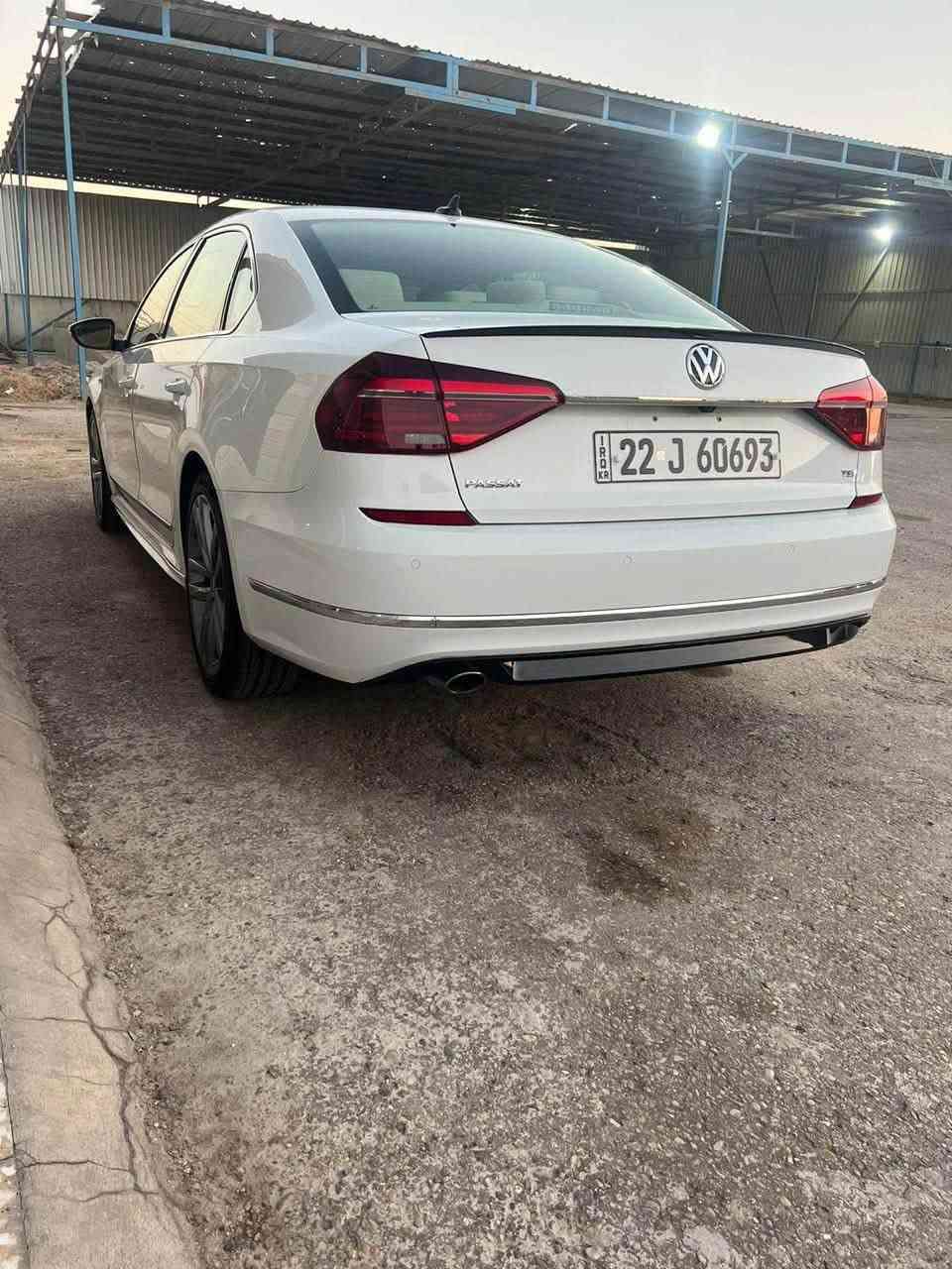🔥 إعلان استثنائي للبيع 🔥
🚗 فولكس واجن باسات TSI-R-Line موديل 2019 (فول فول - نظيفة جداً ——- استيراد خاص 

📌 المواصفات والتفاصيل:

سيارة ماشي 97 ألف كم.

المحرك: 2000  توربو (قوة وأداء عالي).

الكفالة: كفالة عامة وشرط خالية تماماً من الصبغ الشخط تعديل البارد  ورصعات المكينة.

الرقم: أربيل (جاهزة - شرط تحويل -تاير- ودهن جديد ششرط ألف دينار ما تصرف عليها)

✨ الإضافات المميزة:

رياضي متكامل + لايت زنون أمامي + مواصفات TSI-R-Line معروف

حساسات أمامية وخلفية + تشغيل عن بعد

+كشنات تدفئنة

نظام صوتي راقي + بصمات شركة عدد 2.

رادارات نظام فتل وتحديد مسار.

داخلية أنيقة بلون ملكي مميز مع لمسات كاربون فايبر أصلية.

السيارة على وضع الشركة بالكامل

💰 السعر: (210$ بي مجال ) 

📍 مكان السيارة: كركوك

📞 للاتصال والاستفسار: *********** (يرحم والديك، إذا ما عجبك الإعلان أو السعر، صلي على النبي واترك كلمة طيبة، والخير لمن تصير من نصيبه)
