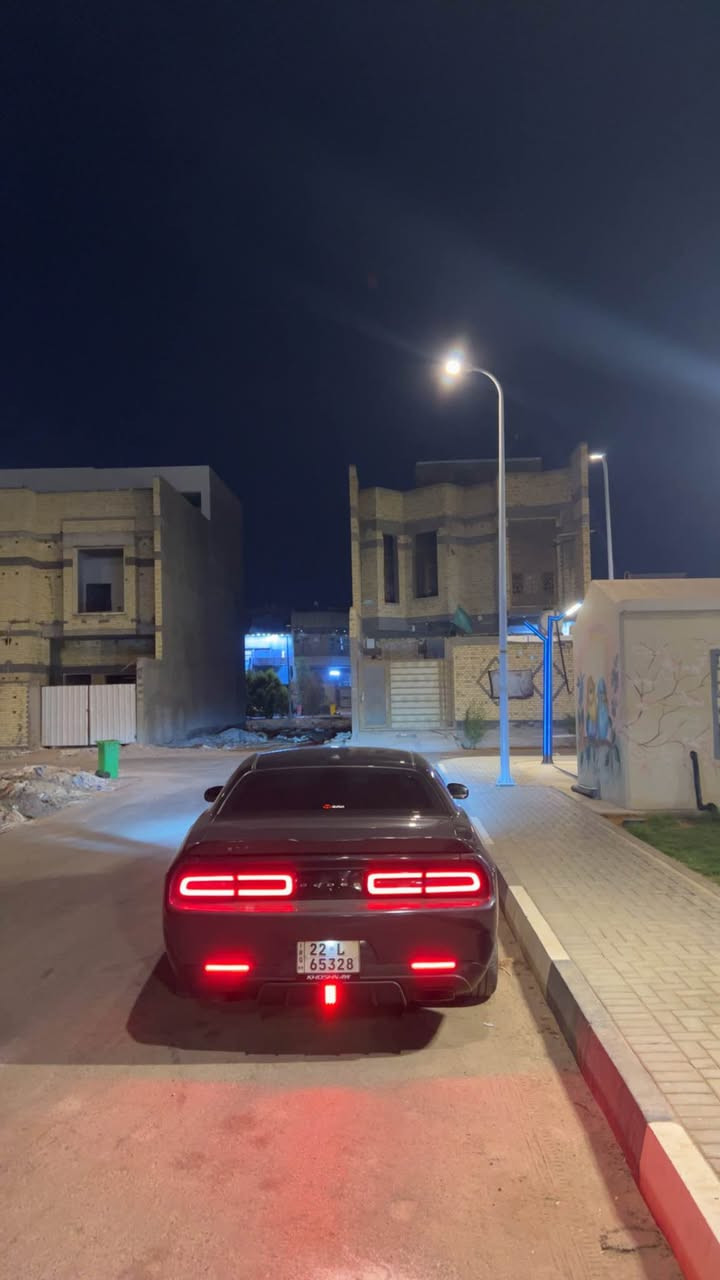 دوج جالنجر RT هيمي 5.7 سياره جديده شوفت عينك بيها ٣ قطع وشوي كد اصابع شوته رياضي صوت يجنن حداديه طخم تاير ماشيه 107 السياره بنيد قماره بجم كبس دواخل حلوه لا لغد لا شاصي مكاني البصره 
*********** البصرة, العراق

نص مكتوب في الصور:
- الامل 3 Basrah, Iraq