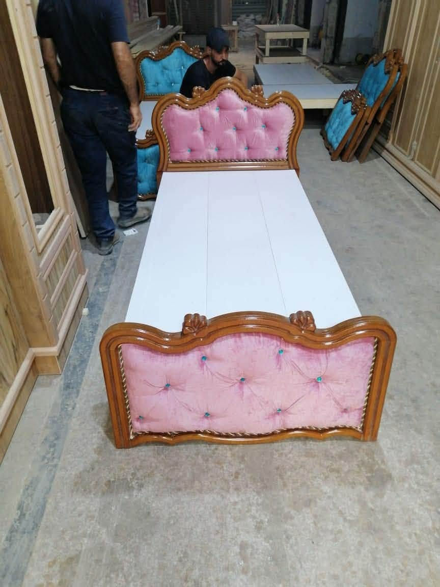 شغل نجاره تسكام جرابي اطفال
بوفيات حسب طلب الزبونه 
جزامات صبغ حراري اوفايت كناتير حسب طلب الزبون العنوان 
طريق البدعه مجاور مدرست السمو  
***********
