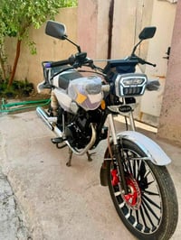سيفان • ٢٠٠ • موديل ٢٥