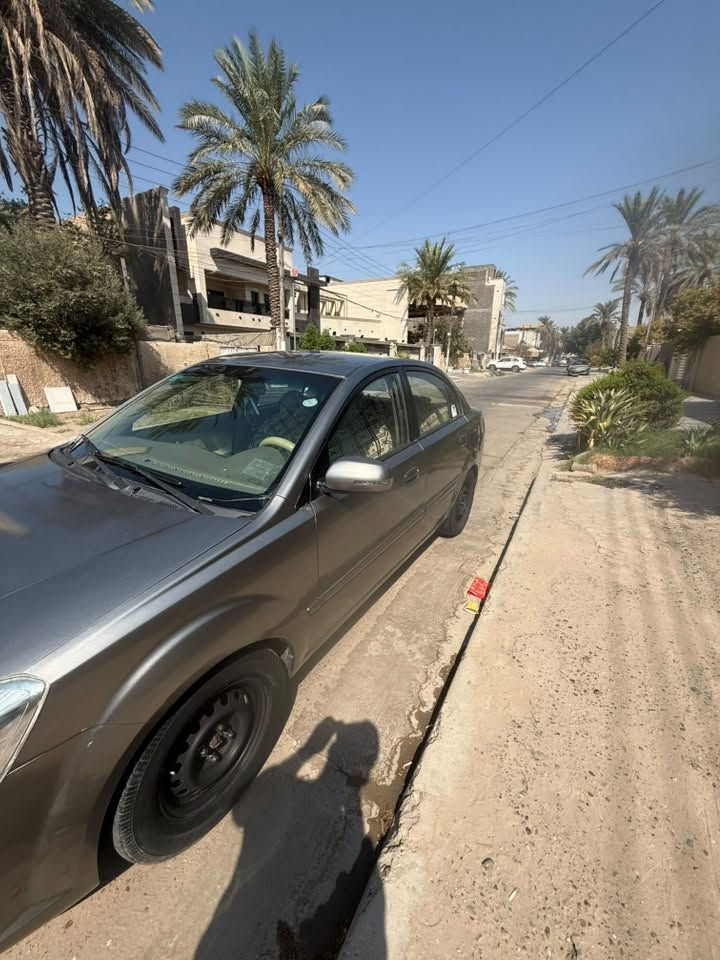 السلام عليكم 
كيا ريو 2011 للبيع خليجي بيها ضربة خلفية امبدل قبغ جنطة السيارة جاردة السيارة صبغتها عام عندي صور الها قبل الصبغ 
گير محرك تبريد مكفول منظومة تبريد جديدة سيارة مابيها اي نقص السعر 65 العنوان بغداد العامرية 
***********
