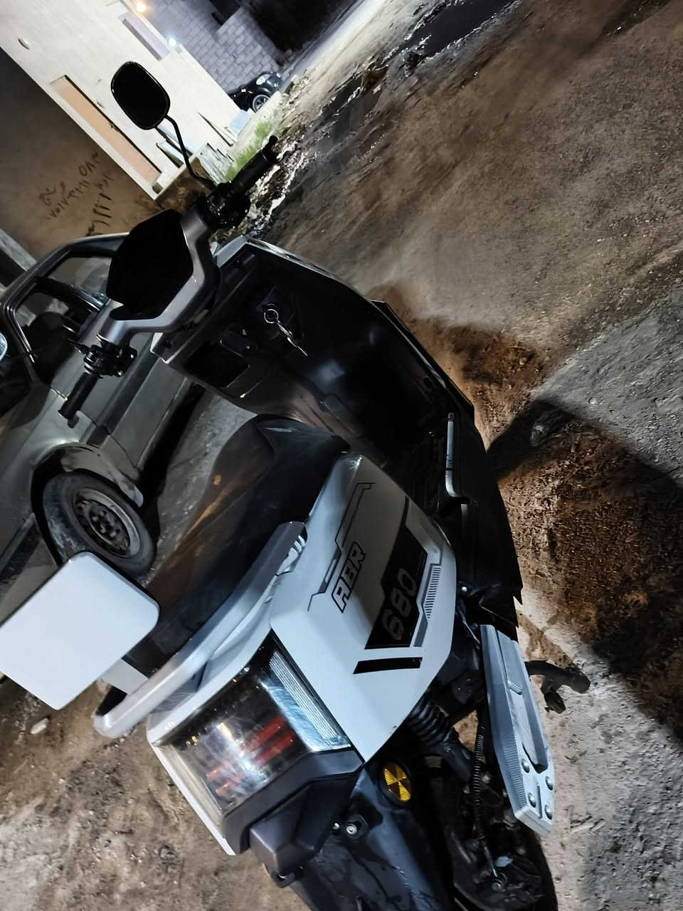 ABR 680 • ٢٠٢٥ • ٦ بطاريات ٧٢ فولط