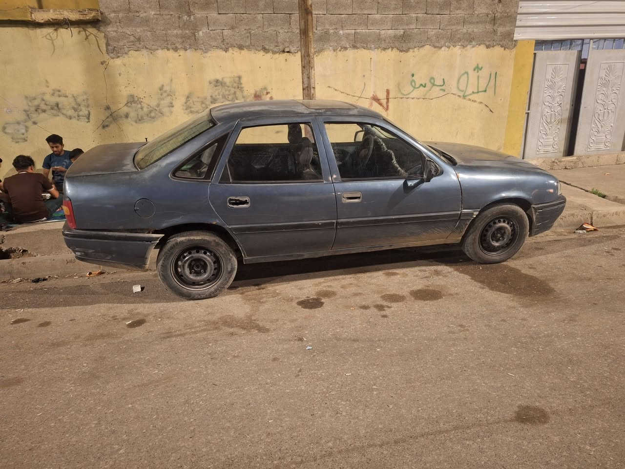 سلام وعليكم فكتره حجم ١٦ البيع سنويه خضره
كربون بانزين العنون موصل ايسر راشيديه 
السعر 25وبيه مجال *********** كوارك سيه***********
