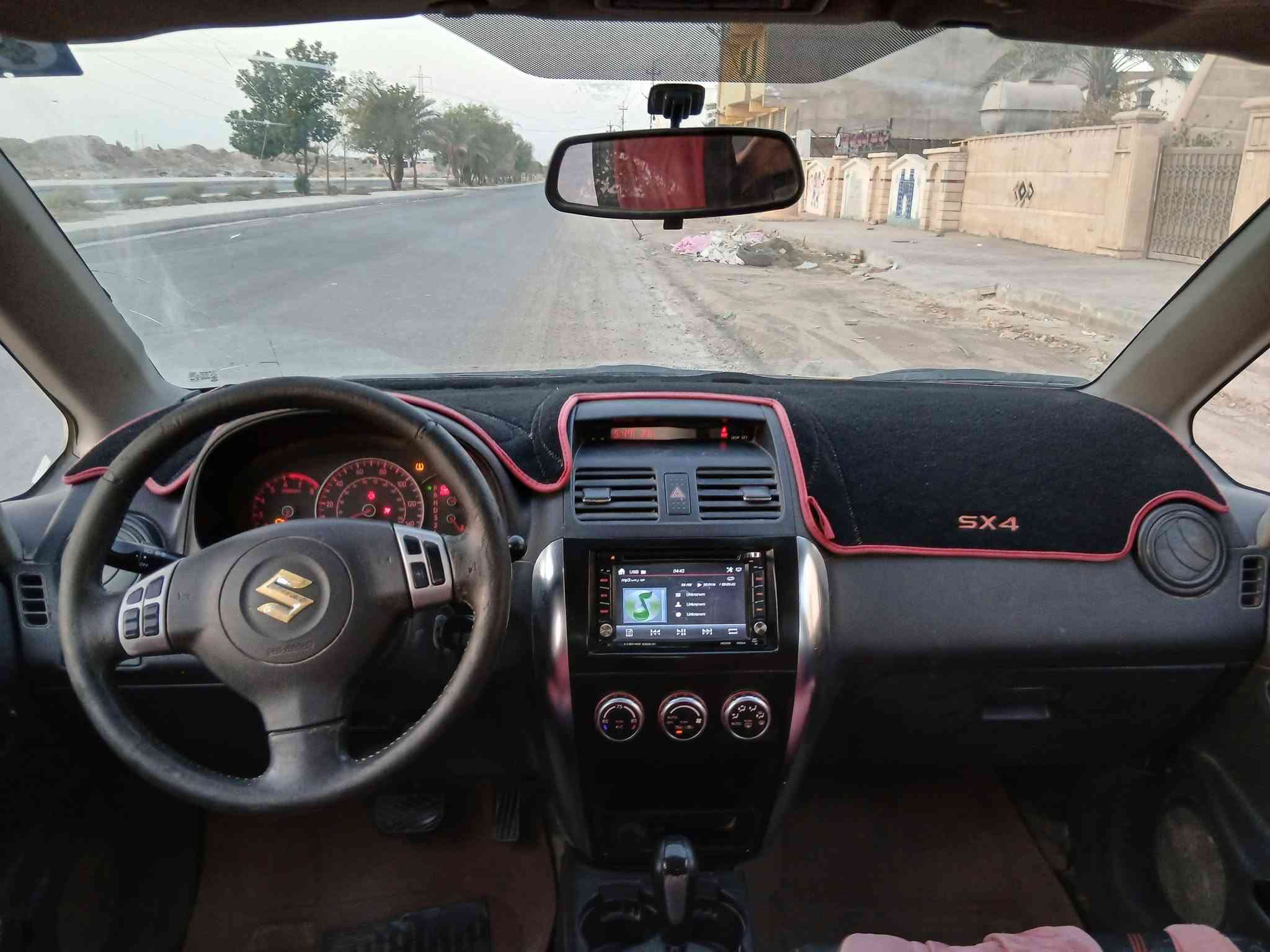 سوزوكي SX4 موديل 2008

وارد أمريكي ضربتها باب السائق وجاملغ أمامي اليمة بدون دواخل بدون ايرباك

رقم صلاح الدين بـ أسمي, سنوية للـ 2030

گير ومحرك شرط
مكينة 2000

شاشة وكاميرا خلفية

نقص كمبريسر تبريد وصدر أمامي 60%

سعر 42
مكاني سامراء
اتصال واتساب ***********
يرهم مراوس بنفسها خصوصي رقم بغداد او شمالي وانطي فرق
