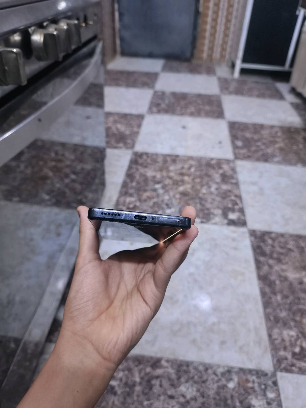 تكنو كامون 30برو • ٢٥٦ • شقق الكزيزه