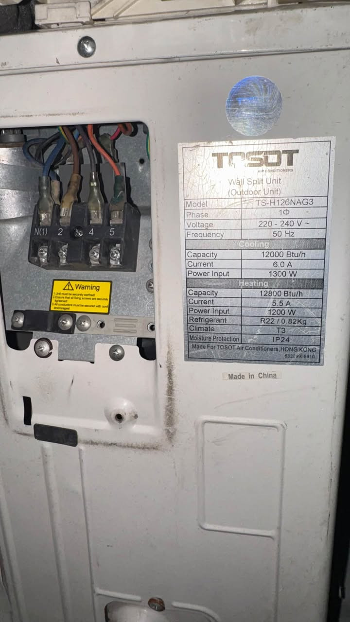 للبيع سبلت توسوت - 1 طن
🔹 النوع: tosot

🔹 السعة: 1 طن

🔹 الحالة: نقص المشبك الامامي ميأثر على الشغل

🔹 مناسب للغرف والمكاتب

💰 السعر: [225,000]

📍 الموقع: [الغزالية]

📞 للتواصل: [***********]
