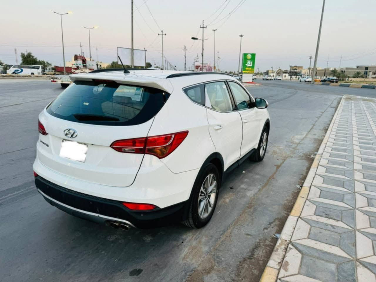 سنتافي خليجي ٢٠١٦
كفالة عامة ومحرك ٢٤٠٠ جديد وكير مكفول تبريد ٦ قطع ٧ راكب شاشة كبيرة دشبول لونين إشارة ترحيب اشارات بالمري تخم تاير رقم انكليزي القادسية الجديد بأسمي سنوية جديدة قبل ه أشهر من طلعتها السعر ١٥٥ 
للاتصال ***********
