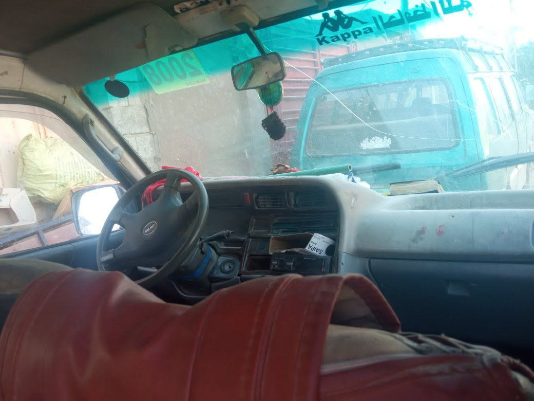 كيه فتون  ياباني 14نفر ومسويلها كشن اضافي صارت 18نفر وتفيد لطلاب المدارس تشيل 32نفر غرفتها نضيفه و دوشمه
راعيها بغداد ماواصليله رقم احمر موديل 2009 حداديه كامله تخم تاير مكينه ونجي بانزين  مكانها نجف كوفه براكيه  السعر 25وبيها مجال -للاستفسار الاتصال علئ الرقم ***********
