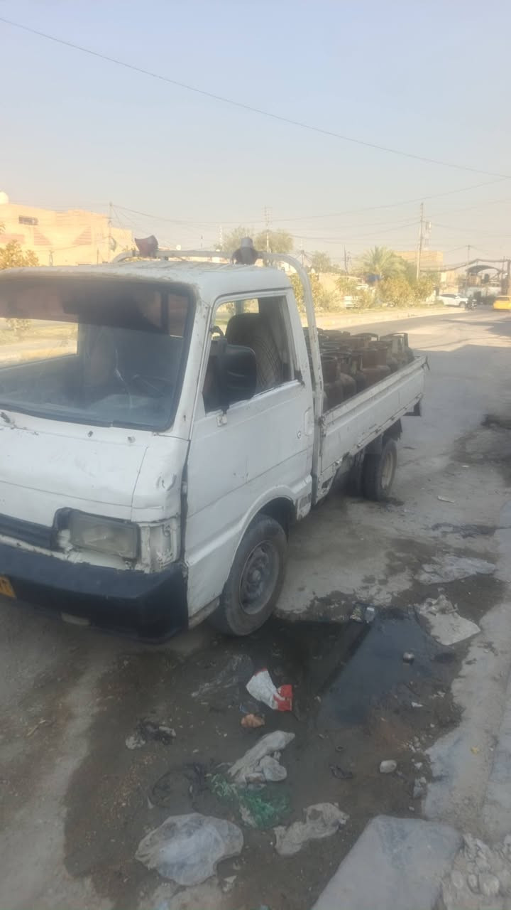 السلام عليكم كيا موديل 94سياره بدون مكينه وكير واكسن مكفولات تخم تاير للاستفسار ***********
