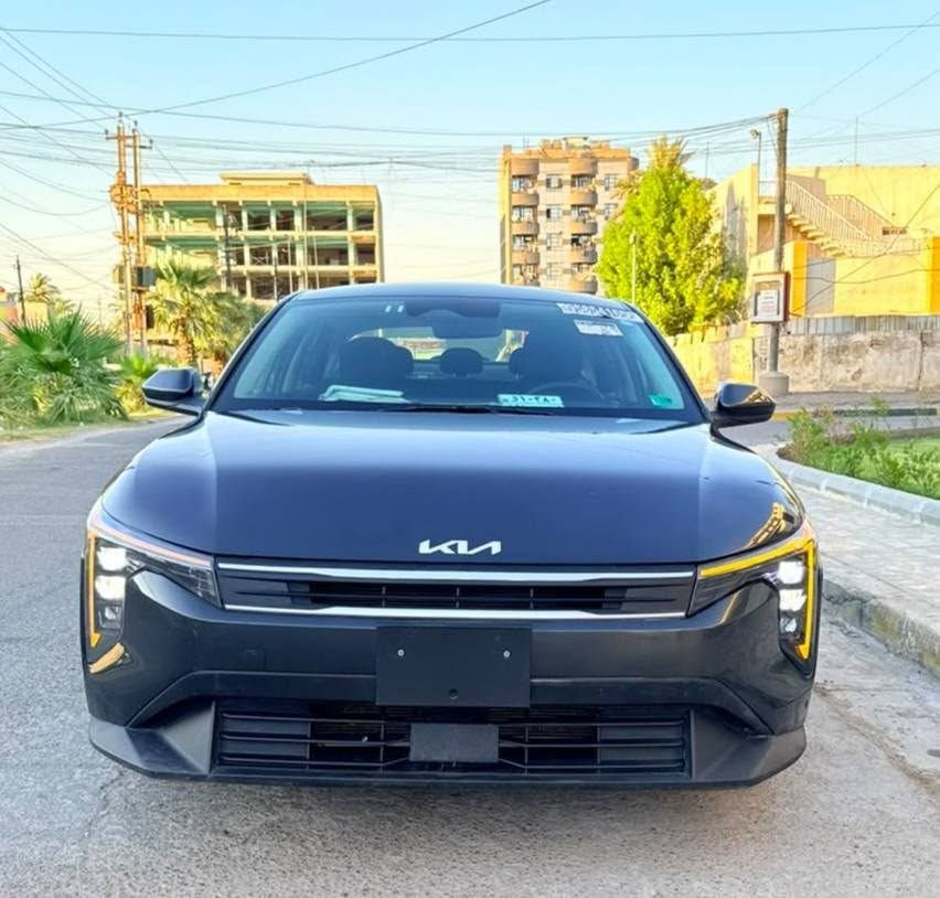 السلام عليكم KIA K4 2025 LX وارد امريكي
بصمة  / هندبريك دكمة  / لايت LED  / مكينة 2000 دوش / شاشة كبيرة متصلة ديجتال   / اوتو هولد / LED امامي وخلفي / قيادة ذاتية / كامرة دوارة / رادار تعديل مسار / اوتو بريك / مود درايف / تحكم ستيرن / كروس سرعة /مانع انزلاق / بلوتوث / اواكس / USB / ماشية 19000M

حادثه موضح بلصور مبدل فقط جاملغ امامي بدون دواخل وطرف البنيد تصليح 

مكان السيارة بغداد البلديات 

للتواصل *********** 

ملاحضة السيارة بدون رقم دخول جديد رجاءاً بدون خاص راسل واتساب وبخدمتك
