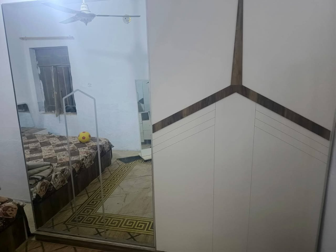 غرفه تركي مع الدوشك جديد 300 الف قفل ميلاد فاو 
***********
