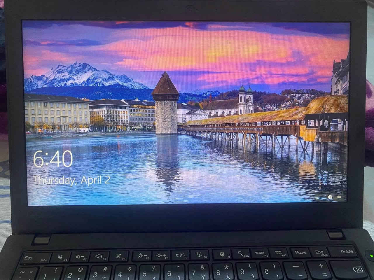 لاب توب ماركة لينوفو
X260
Core i5 جيل سادس
هارد 240 ssd
رام 8 GB
قياس الشاشة ١٢
جهاز يجي دبل بطارية شحن ٥ ساعات
ونظيف اخو الجديد
رايده ١٧٥ الف قفل

مكاني بغداد

***********
