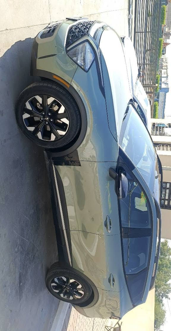 👑 للبيع فقط (بدون مراوس) | كيا سبورتاج X-Line هايبرد بلكن (PHEV) 👑
النظام: بنزين + كهرباء شحن (PHEV) 
محرك 1600 تيربوو بقوه261 حصان
| دفع رباعي مستمر (4WD)
الموديل: [2024]
الممشى: 14 ألف ميل فقط
اللون: زيتوني🫒
الرقم: بغداد بأسمي (تحويل مباشر)
🔍 حالة السيارة:
البودي: ليبل واحد بدون تبديل أو صبغ.
 تعديل بارد بسيط وشخوط جهة السائق يحتاج ترتيب حق 5 ورقات ينزل من السعر 
 الضرر : مقدمة السيارة من الاسفل الشاصي واللغود: اللغود مكفولة، الشاصي الايسر ضرر خصرة بسيطه جداً معدلة ومصبوغه و الايمن تعديل قاعدة فرام ممه  ( التقرير مرفق بالسونار).
💰 السعر: 163 ورقه  
📍 المكان: بغداد - الكرخ
📞 للتواصل (اتصال + واتساب): *********** بغداد, العراق
