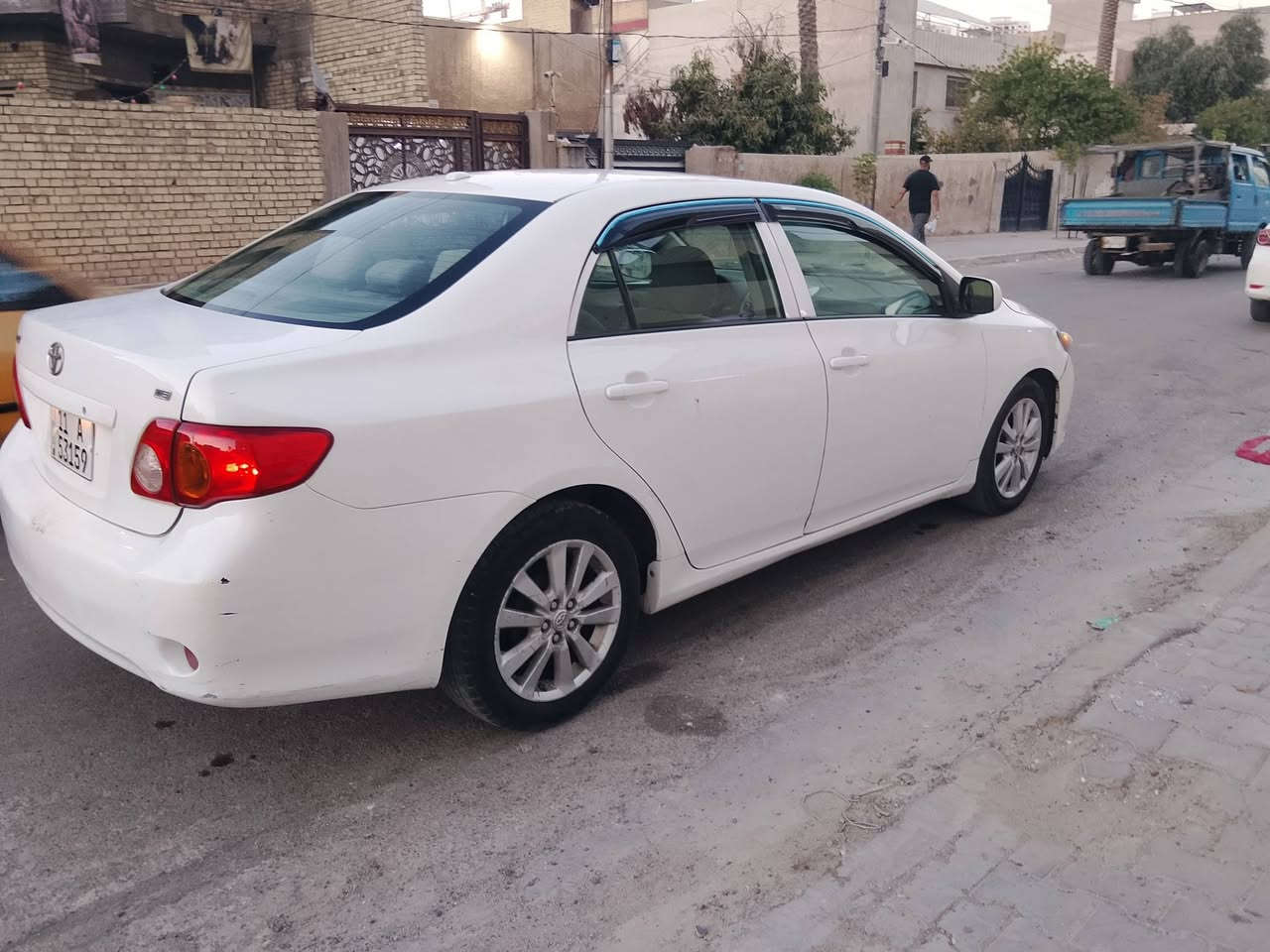 سلام عليكم كورلا موديل 2010 امريكي داخله كلين بدون حادث ليبل واحد كل السيارة شخطها ابو ستوته الباب انصبغت علكدها رقم بغداد الجديد جاهزا محرك كير تبريد كله تمام سونر مرفق العنوان بغداد المنصور قرب ساحه اللقاء السعر 98 بيها مجال بسيط حك الجيه *********** بدون خاص شراي يتصل

