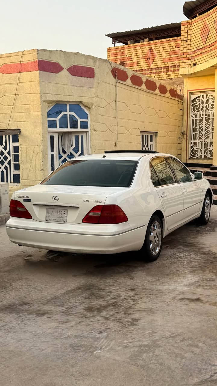 لكزز 2002 
LS430 اصل خليجي فول مواصفات  1/1 كفاله ضربه والصبغ وكافه الاصواليات سياره جديده معنى الكلمه رقم بصره تحويل ثاني يوم  سياره تحفه مكينه توني شاده زيرو 8V/4000 حداده نافضه من طول لطول تبريد ثلج تخم تاير ويل كب كروم داخل بيجي جلد جلد فتحه ثلاجه تبريد تدفى بالكشنات 6 بصمات بيبان شفط شاشه كامره مثبت سرعه ستيرن كهربائي تحكمات فول الاخير وسياره ناعمه وتخبل بالعافيه ع الياخذها عنواني البصره *********** سعرها 118ورقه البصرة, العراق

