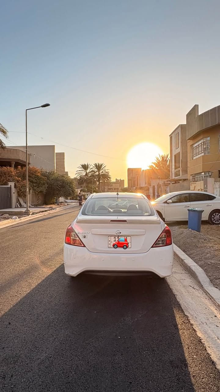 السلام عليكم
نيسان صني هندي بليتة الزركة  2019 للبيع السيارة نضيفه جدا استعمال مال بيت السيارة عدنه بموديلها السيارة ماشية 139 الف كيلو متر قابل للزيادة و السيارة ممتعوبة دواخل نضيفة تخم تاير جديد صدر جديد باتري جديد و التبريد ثلج 

المواصفات 
- تحكم ستيرن 
-شاشة اندرويد 
-جام كهرباء 
-داخل مخمل
 
سعر السيارة 100$ مية ورقه و بية مجال
 عنوان السيارة بغداد الكرخ 

ابو ابراهيم ‭***********‬ واتساب
