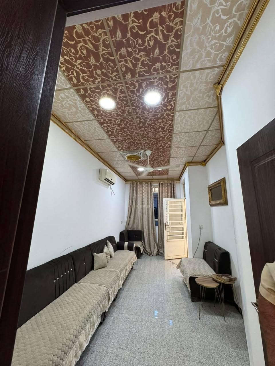 مشتمل 100م²  #للايجار في حي الجامعة 
موقع  راقٍ وهادئ.
🔹 يتكون من:
• استقبال + مطبخ
• صالة
• 3 غرف نوم
• خدمات متكاملة
✅ موقع قريب من الخدمات
✅ مناسب للسكن أو الإيجار

📞 للاستفسار: (***********)
