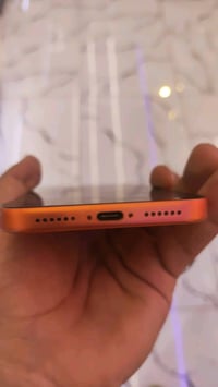 📱 للبيع iPhone 17 Pro Max  🟠 اللون: برتقالي 💾 الذاكرة: 512GB 🌍 الموديل...