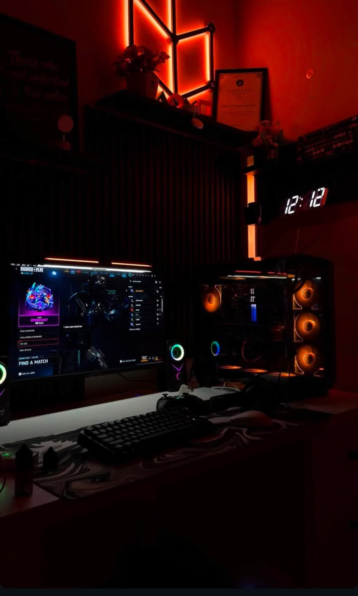 💻 PC Gaming جاهز للألعاب والشغل الثقيل!
⚡ المواصفات:
🎮 كرت شاشة: RTX 3070 Ti Phoenix
🧠 معالج: Intel Core i5-12400F
🛠️ مذر بورد: H610M-K
🚀 التخزين:
🔹 1TB SSD
🔹 1TB HDD
🔹 256GB SSD

💾 الرام: 32GB DDR4
⚡ باور سبلاي: X Power 700W
🖤 كيس: DarkFlash DY470
❄️ مبرد مائي 360mm RGB
***********
