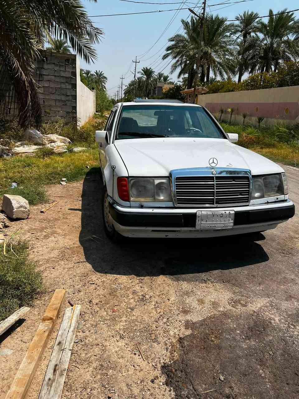 سلام عليكم مارسدسً دبه مديل 86رقم ديالي سعر 39.                                                 سنويه ٢٨ تفاصيل تصال ***********مكان سيارة ديالي دلي عباس

