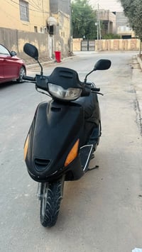 فراشة • نظيفة • سلف وهندر