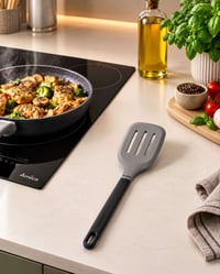 ‏✨AMICA SHOVEL WITH HOLES✨ ملعقة تقليب الطعام من AMICA— ثقوبها ليست تف...