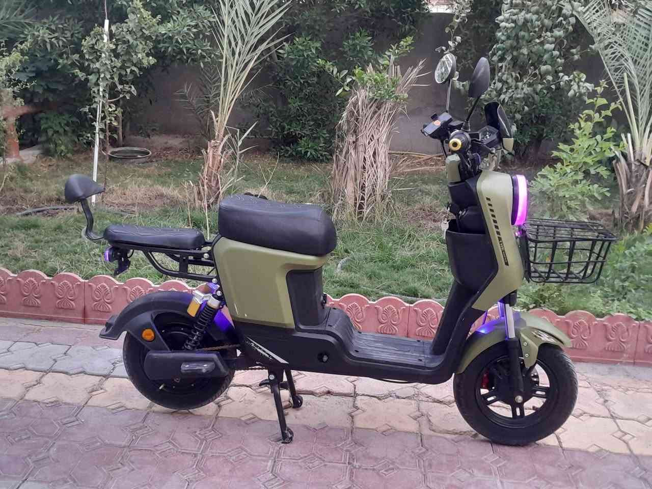 سلام عليكم
باسكل شحن R9

شغال من الاشاير من الايت عالي 

نضام يرجع الي وره 
بلاتوث بي هم 

باسكل مديل 2026بعد جديد 

بطاريات جدد 

باسكل عله فحص 

سعر 425

بي مجال 

مكان كربلاء الحر منطقة الجماليه ***********
