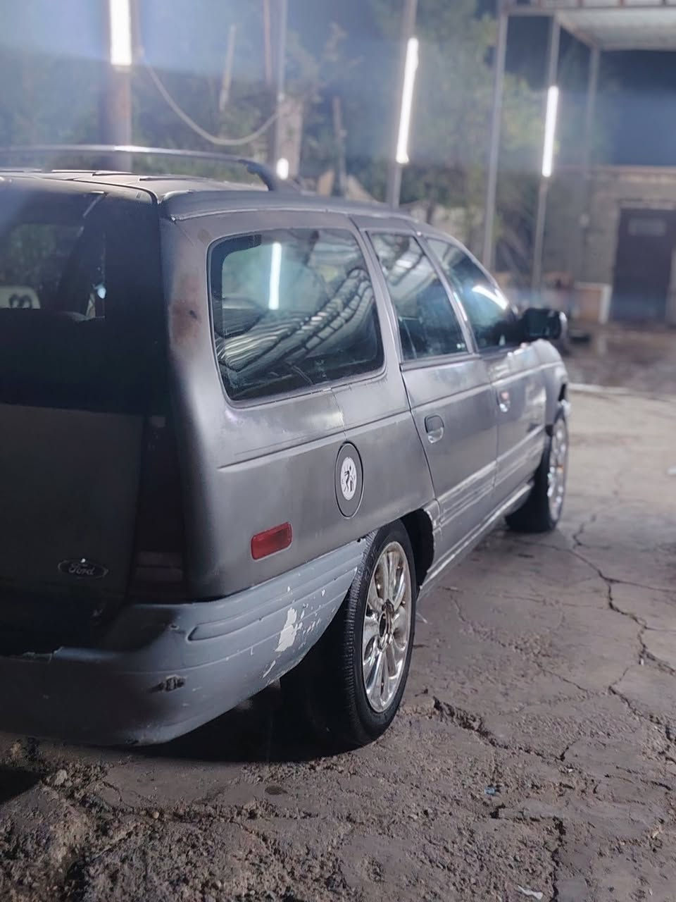 فورد ستيشن توروس مديل95
رقمي ديالى مشروع وطني صاحبها يريد تحويل
سياره محوره كير ومكينه كامري ابو الجف خير من الله سياره تبريد شغال عوزه كهربائي فقط وبيها بابين كدام عينكم بيهن ضربه يرجعن بارد سياره مقاتله والله العضيم نقصها بس صدر تعبان ونوزل لو مجول شوي صارت بيه رجفه وتروح 
امانت الله ورسوله السياره علا ايدنه تخبل 
السعر 18قفل  عليها 3 ورقات ينزل من سعرها وبخدمتكم
بغداد الشعب حي البساتين 
***********
