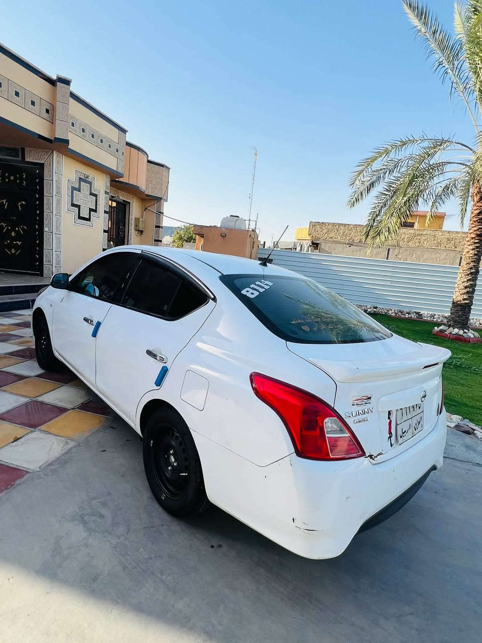 السلام عليكم 
نيسان صني هندي 2021 للبيع بيها فقط قطعتين تبديل بنيد +جاملغ بدون دواخل سيارة مناقصها برغي خير من الله كير محرك تبريد شرط تايرات جديد باتري قبل سبوعين كوري الاصلي سيارة جاهزة. العنوان بغداد المدائن 
رقم الهاتف.  ***********
***********
السعر 92 وبيها مجال
