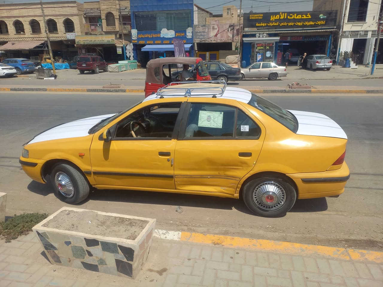 سلام عليكم اخوان سمند ١٢ كفاله من صبغ وتبديل فقط طخة باب خلف سايق نطخت محرك كير صدر جاهزه تبريد ليك بوري طاك مصفره هيئه وغرامات سنويه نافذه سعرها ٣٣ وبيها مجال بسيط اي استفسار اتصل على الرقم *********** مكان بغداد دوره
