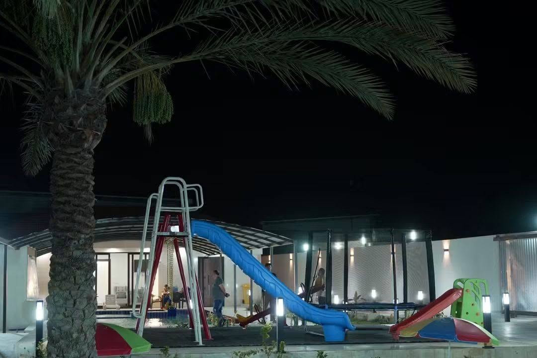 السلام عليكم
يوجد عرض باسعار مناسبه ب 

مزرعة بيت الريف  

المزرعه جدا نظيفه ومرتبه وتتوفر فيها كافه الخدمات ومسبح للاطفال والكبار وصاله العاب للكبار والصغار

ابو غريب الشيحه

علما المزرعه موثقه بتطبيق اجرلي

للاستفسار الاتصال عالرقم

***********
