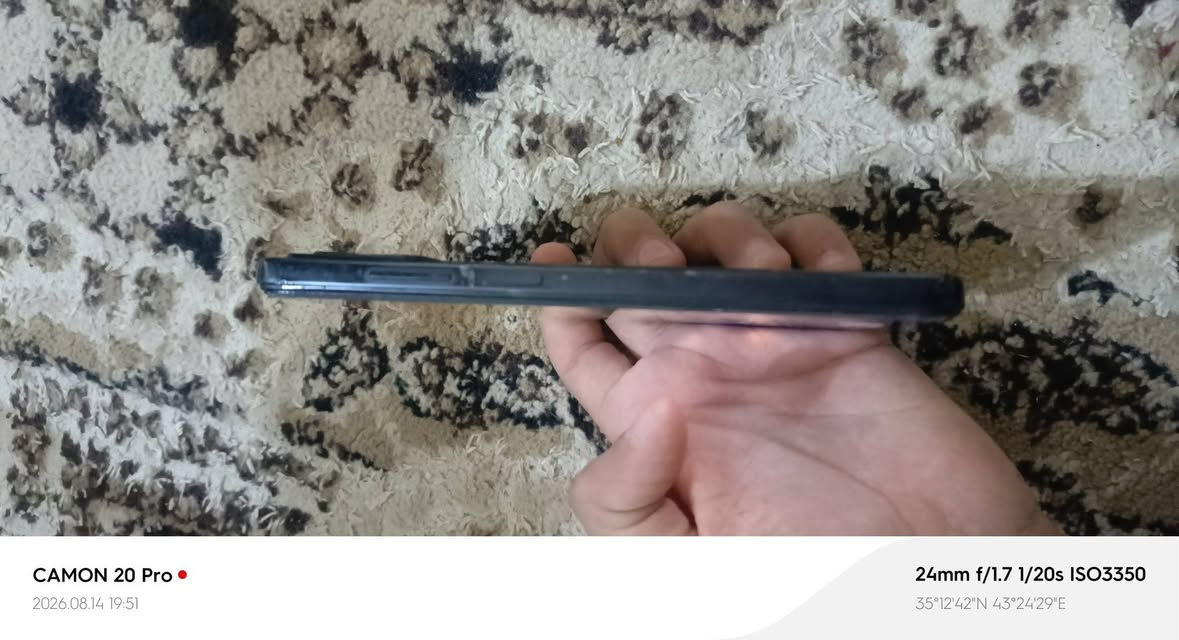 السلام عليكم بوكو اكس فور نضيف مابيه عيب بيه ركع سود بل شاشه كما موضح بل شاشه وبيه كسر بل ضهر جهاز شغال عل من يتصل علينا*********** او وتساب
