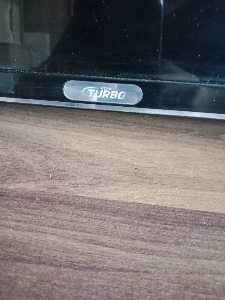 شاشه حجم 43 فول سمارت ماركه TURBO للبيع سعر 200 للتواصل*********** أربيل, العراق
