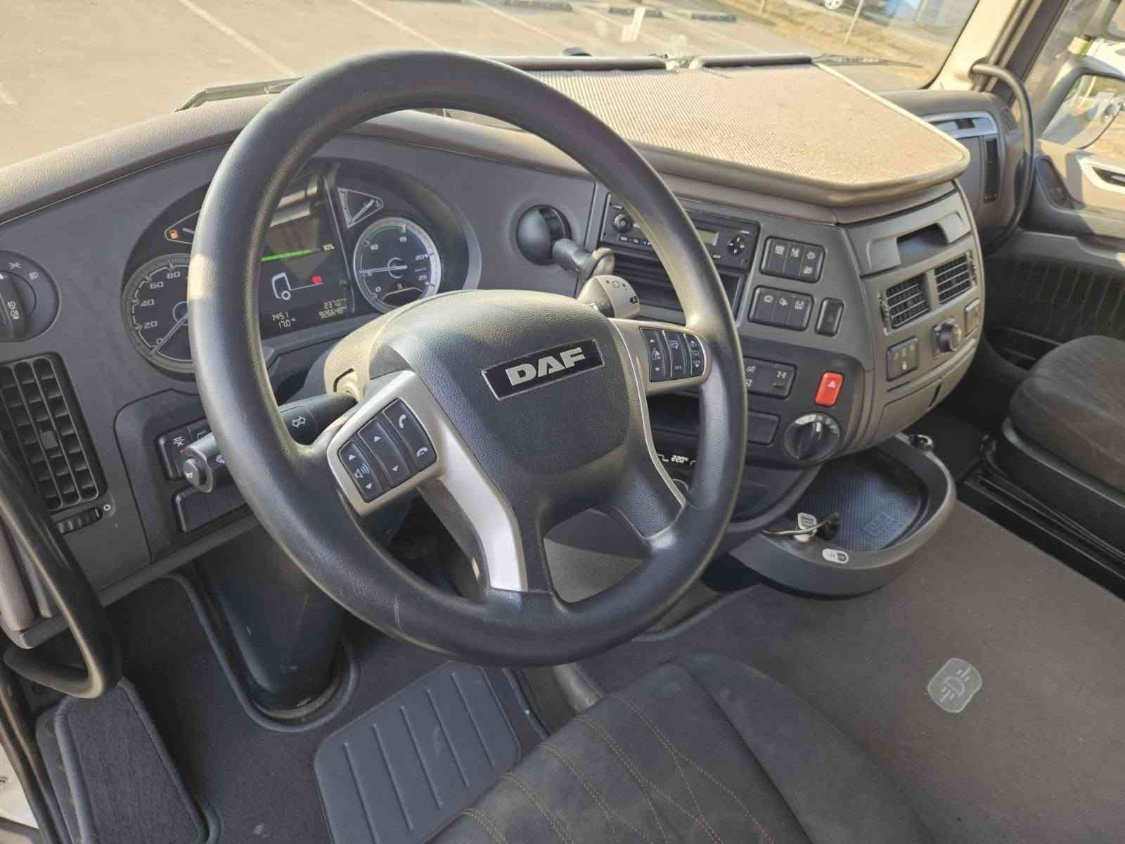🚛 DAF XF 480 | موديل 2019 🇫🇮➡️🇮🇶
للبيع قاطرة DAF XF 480 موديل 2019، وارد من فنلندا 🇫🇮
السيارة حالية في فنلندا وقريباً تصل إلى أربيل 🇮🇶، بمواصفات أوروبية ومناسبة للعمل والنقل لمسافات طويلة.
🔹 المواصفات:
الماركة: DAF
الموديل: XF 480
سنة الصنع: 2019
المحرك: PACCAR MX-13
القوة: 480 حصان
سعة المحرك: 12.9 لتر
الانبعاثات: Euro 6
القير: أوتوماتيك TraXon – 12 سرعة
نظام الدفع: 4×2
الكابينة: Space Cab / Sleeper
الممشى: تقريباً 926,000 كم
بلد السيارة: فنلندا 🇫🇮
الوصول: أربيل 🇮🇶
⭐ وصف السيارة
قاطرة DAF XF 480 معروفة بقوة محركها واعتماديتها، ومناسبة جداً للنقل لمسافات طويلة. السيارة مختارة من السوق الفنلندي، وتتميز بمواصفات أوروبية ومحرك MX-13 بقوة 480 حصان مع قير TraXon أوتوماتيك.
السيارة حالياً في فنلندا، وقريباً تصل إلى أربيل.
🔍 الفحص والمعاينة متاحان عند وصول السيارة.
💰 السعر
السعر خاص للجادين فقط.
📞 للاستفسار والحجز
***********
***********
🇫🇮 فنلندا → أربيل 🇮🇶
🚛 DAF XF 480 — 2019
فرصة ممتازة لأصحاب النقل والشركات.
