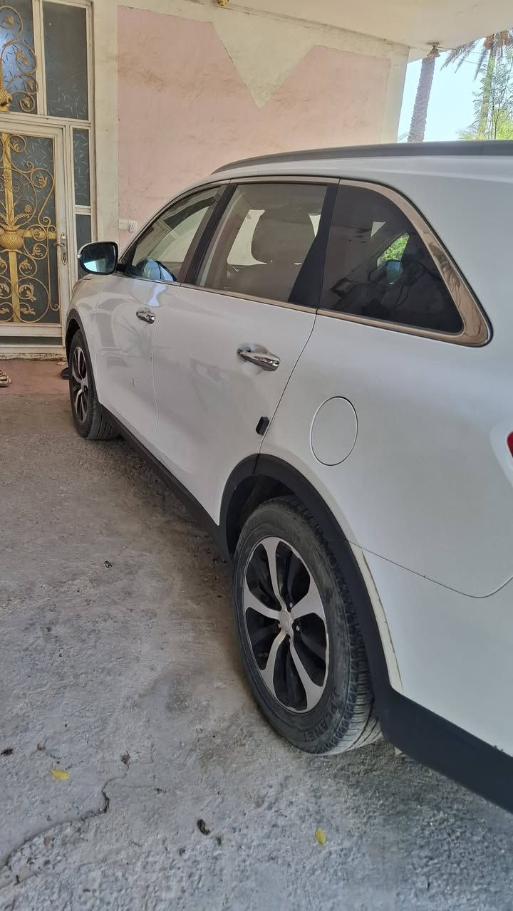 كيا سورنتو امريكي  ٢٠١٦ سبعة راكب
حادث باب عكس سايق الخلفي بيها خدوش وملاحظات بسيطة ماشية ١٠٩ باسمي السعر ١٧٨ بيها مجال مكانها بابل 
***********

