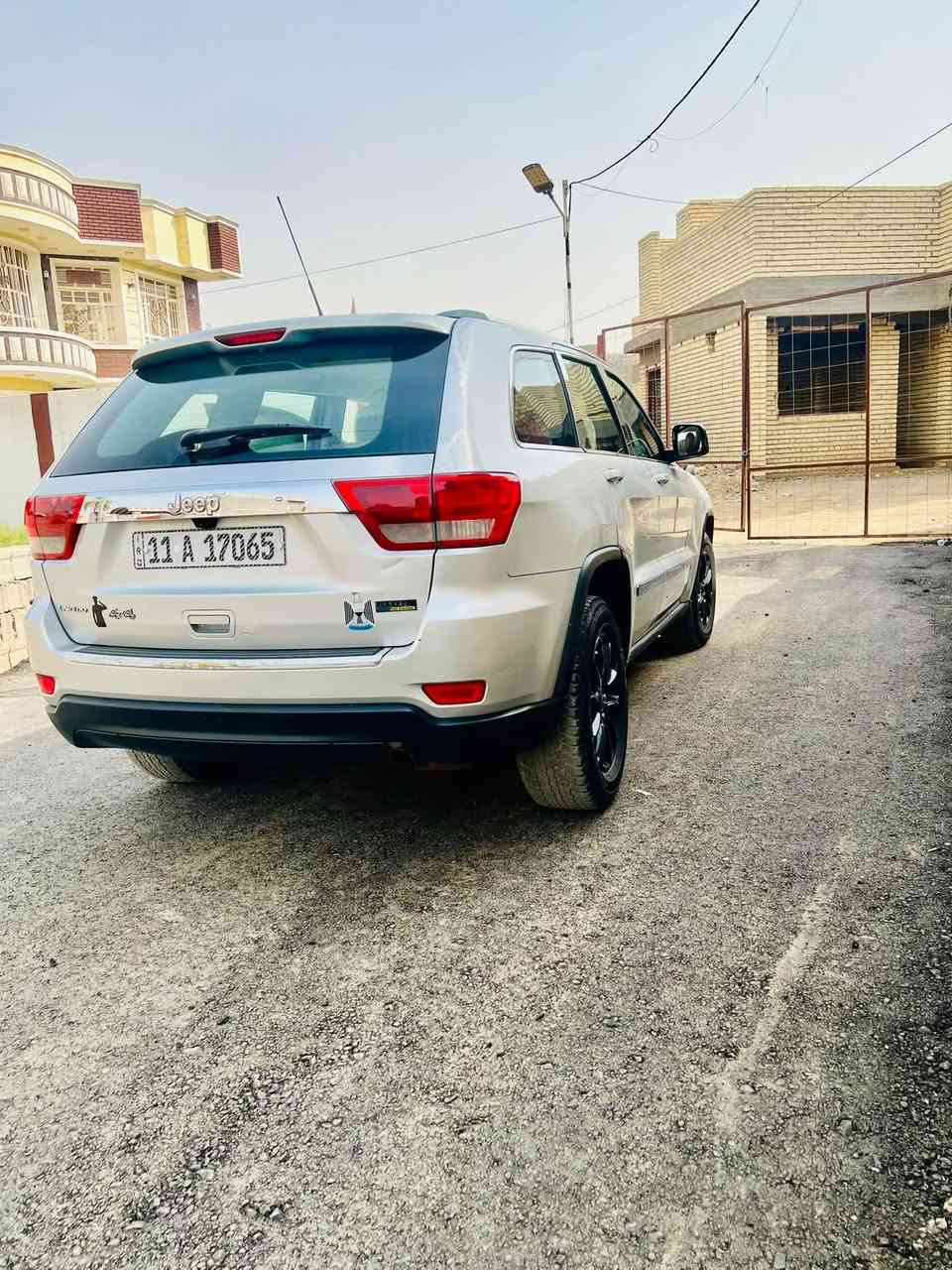 موديل ٢٠١١ • تحويل مباشر • مكينه حداديه