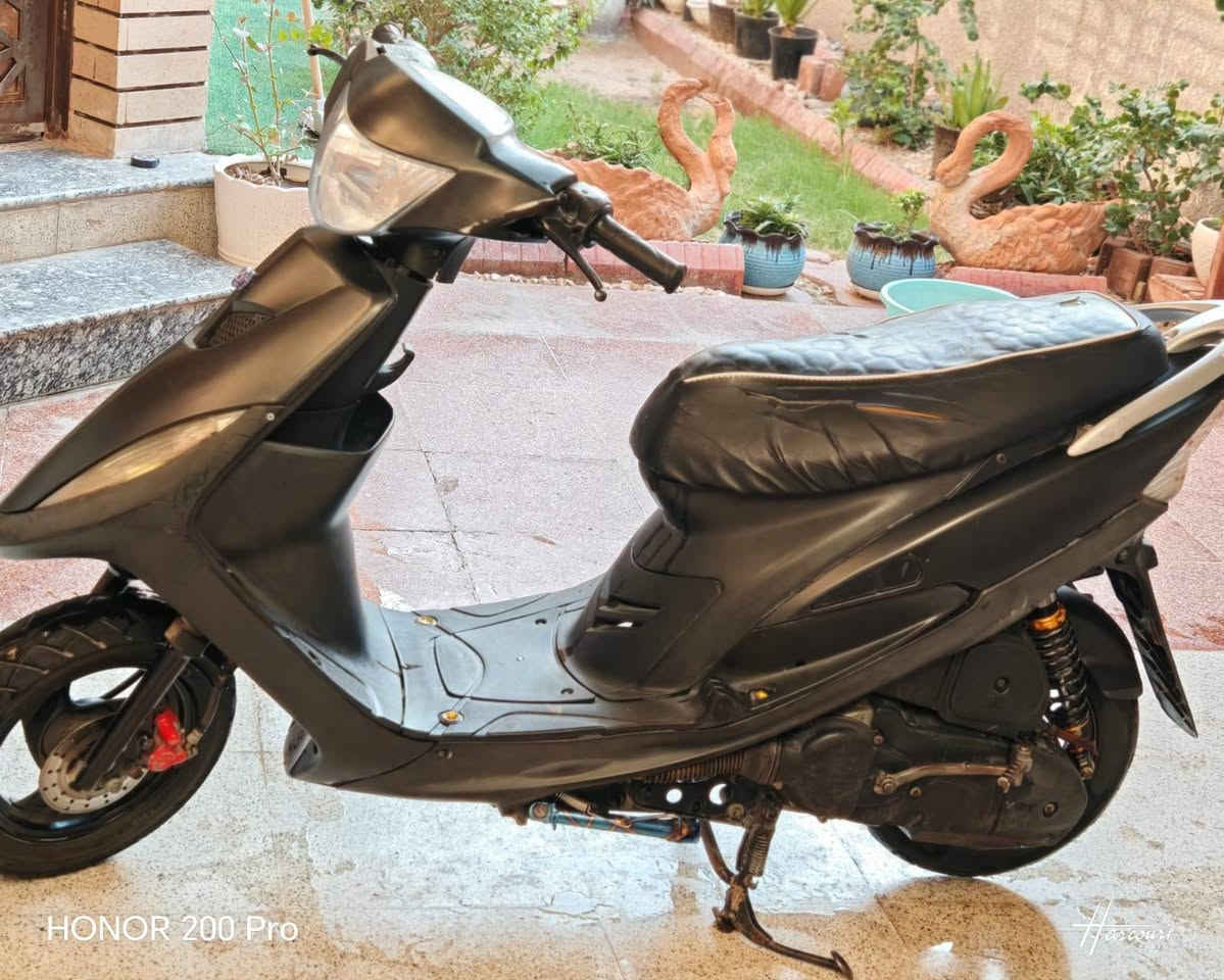 دراجه ماكس عدله للبيع
السعر 800وبيها مجال 
الدراجه محركها نظيف ومكفول مامفتوح 
اضافه الئ كهربائيات شغاله كلهن وتشتغل سلف
عليها تعديل بسيط دبل خلفي مختم wf
وغراضها الاصليه موجوده ( دبل خلفي و كابريته) 
***********
