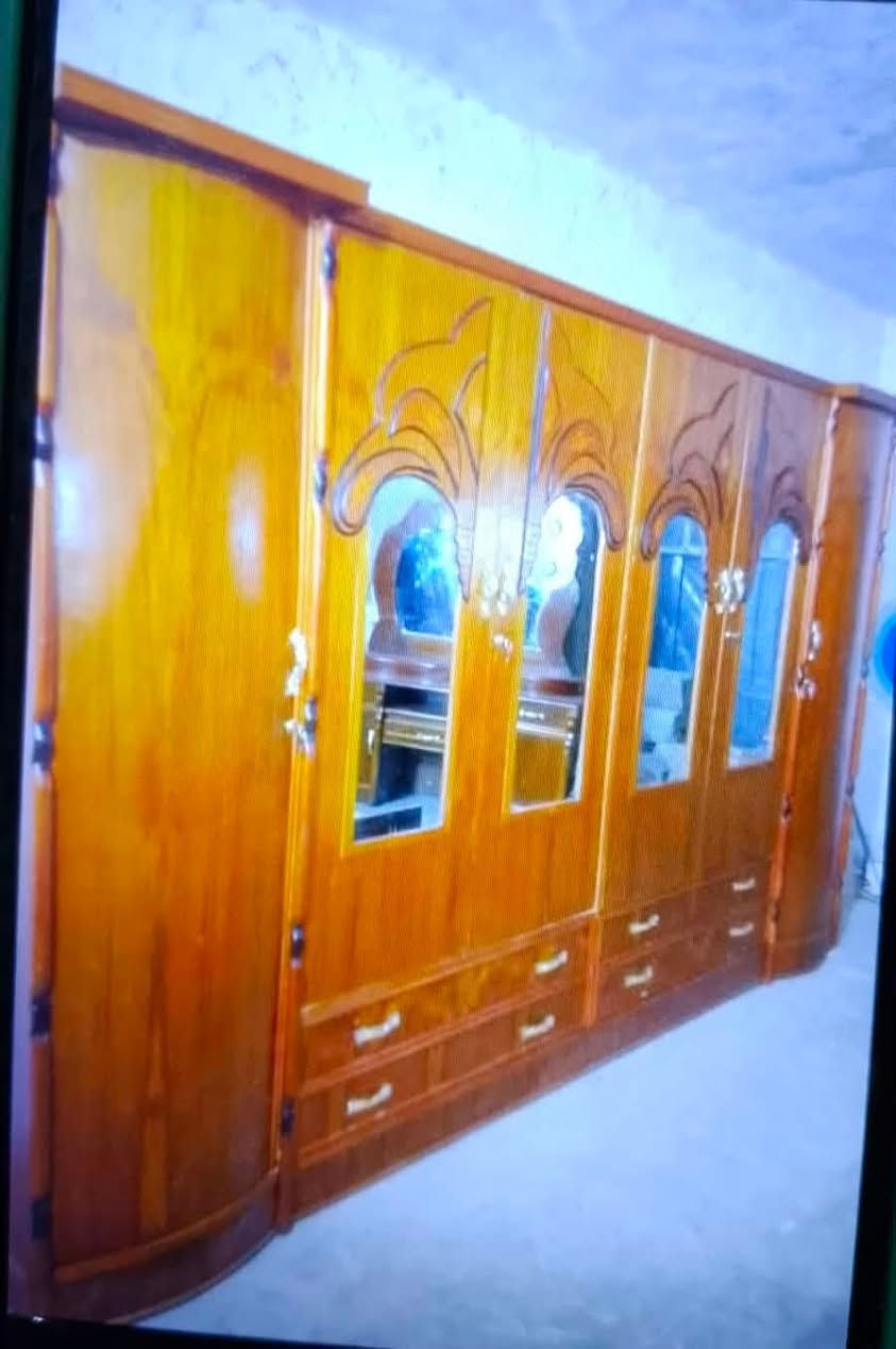 السلام  عليكم  غرفه  اخشاب عراقي نضافه 90‎%‎ واتساب  وخط  موجود  رقمي ***********

