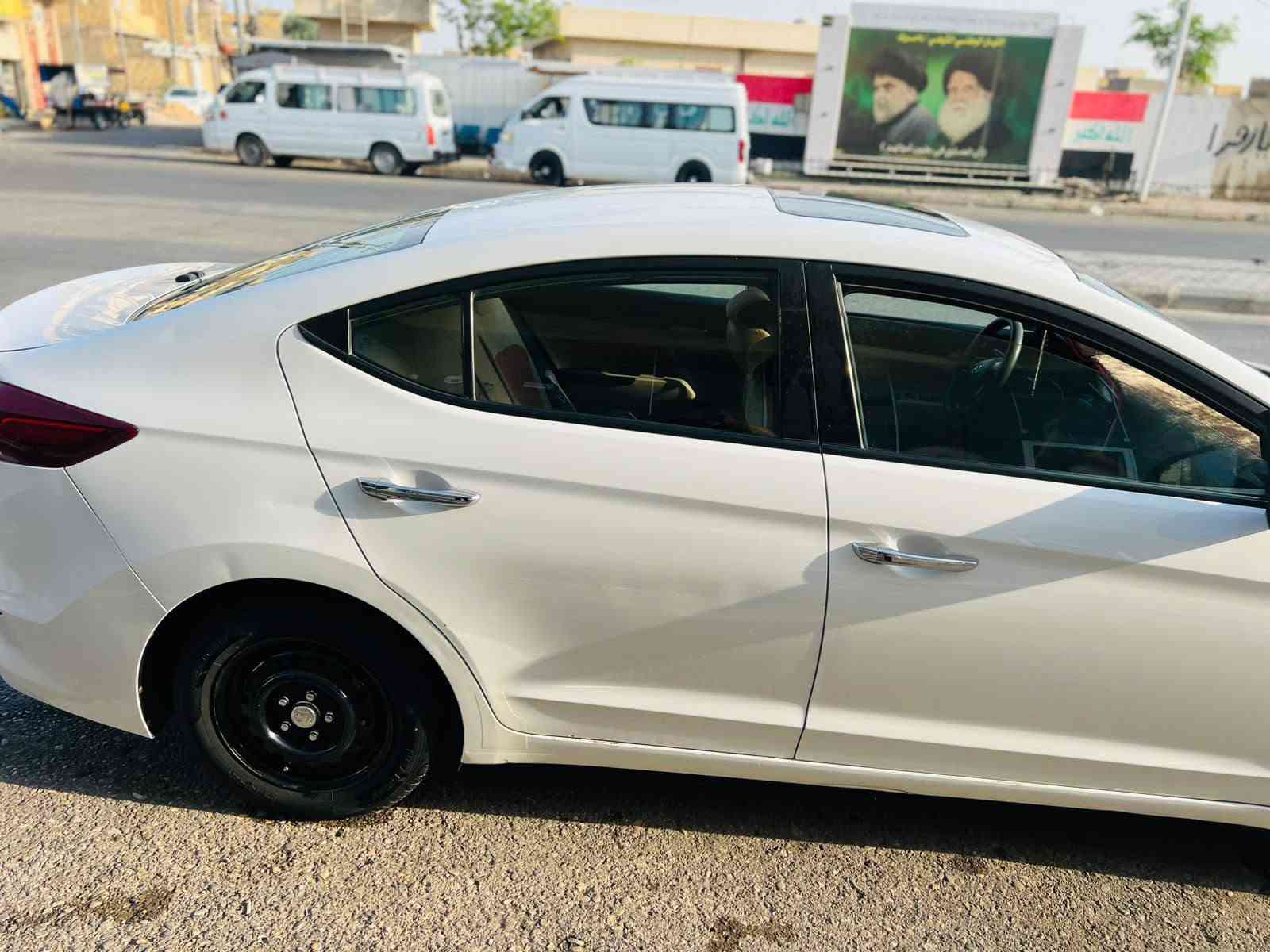 الانتره • ٢٠١٩ • فتحة سقف