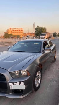دودج جارجر • ٢٠١١ • ١٠٨ ورقات