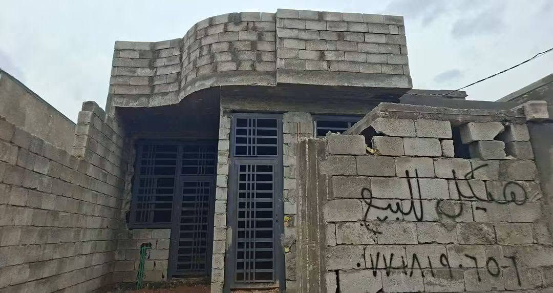 مشتمل للبيع
الموقع حي ذويب الأول 
المساحه 120
للاستفسار ‎***********
