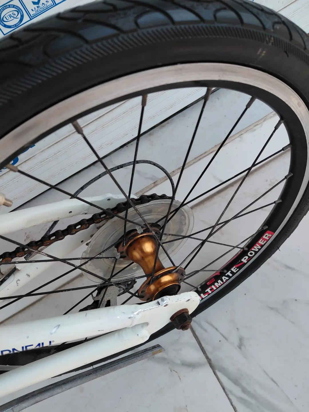 LOUIS GARNEAU FOLDING BIKE حجم 20 المنيوم بالكامل    ✈يوجد توصيل لجميع المحافضات ✈ كركوك مدخل سايدين حي الاسرى والمفقودين  معرض ابو شيفان ( *********** )
